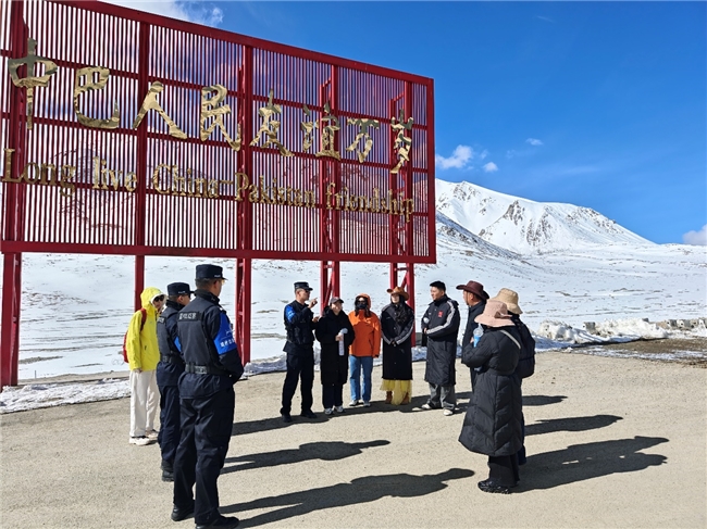 国门普法进行时！电子边防证，出行更省心！